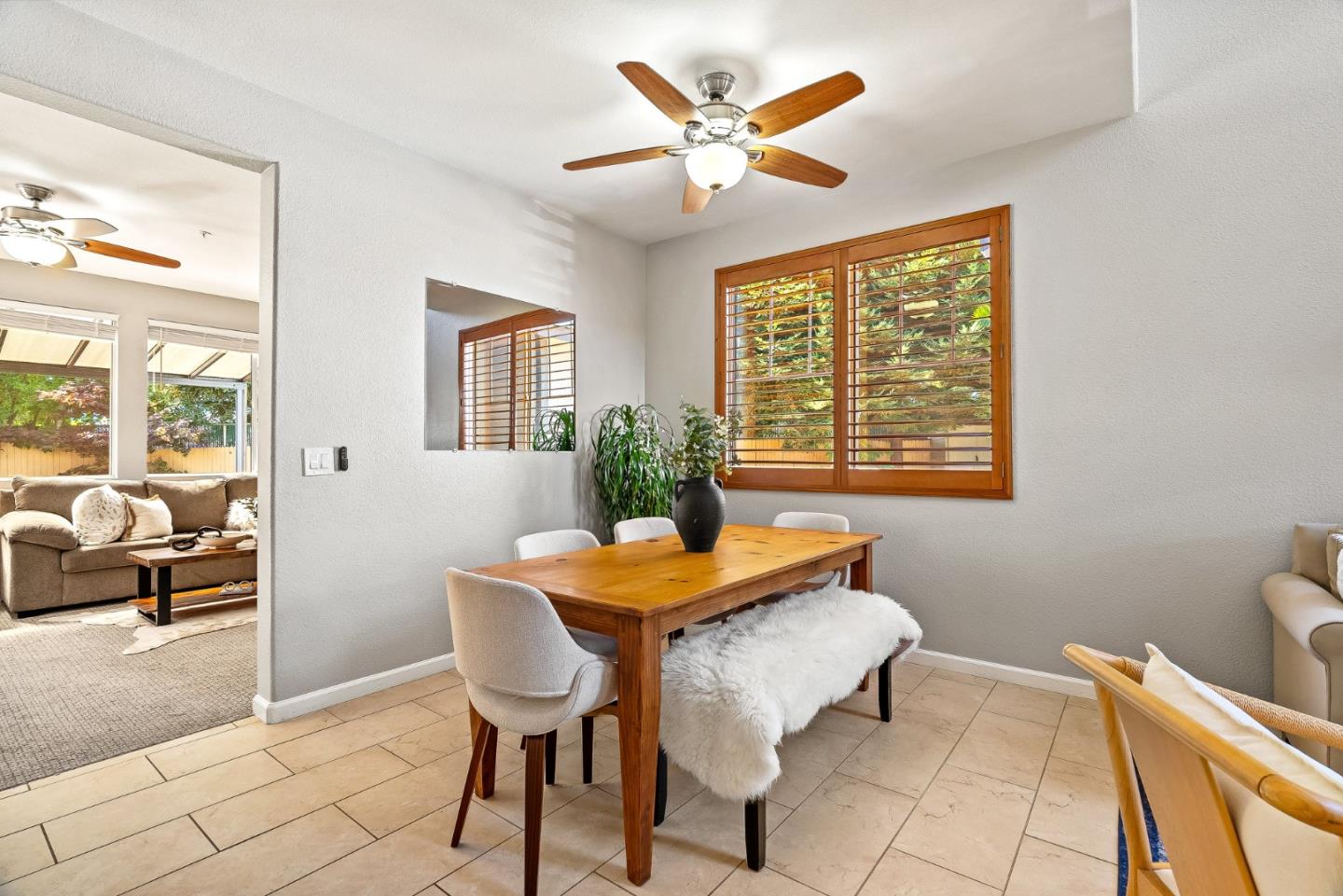 Detail Gallery Image 11 of 48 For 49 Monterey Vista Dr, Watsonville,  CA 95076 - 4 Beds | 2/1 Baths
