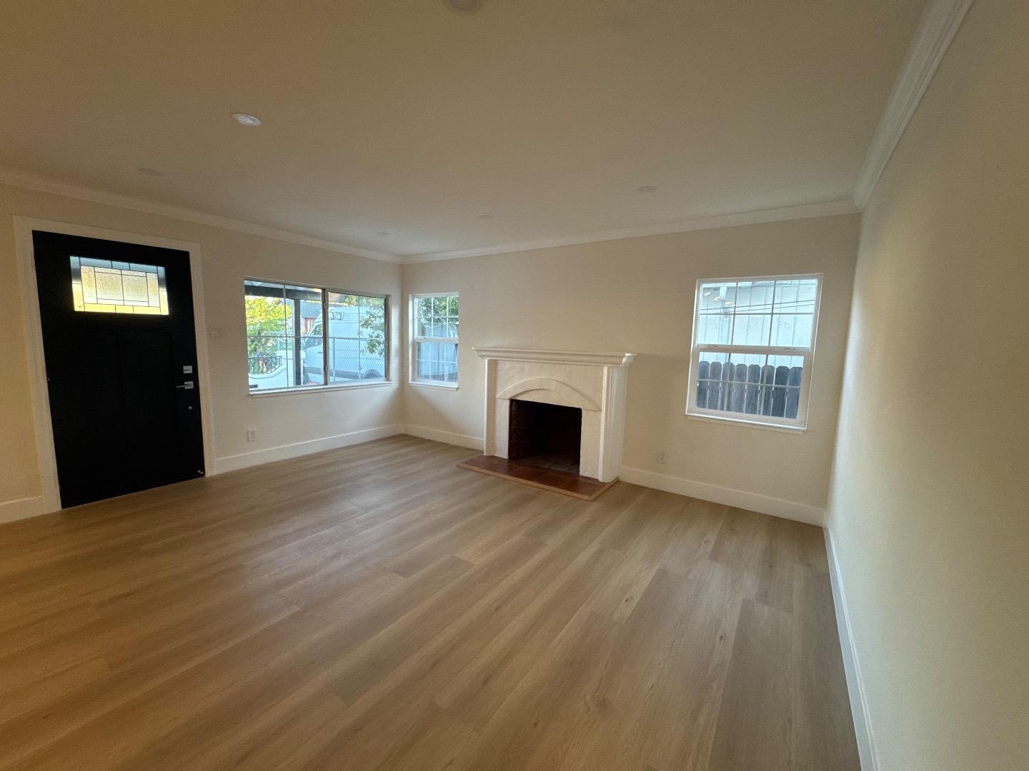 Detail Gallery Image 21 of 55 For 2112 Lincoln St, East Palo Alto,  CA 94303 - 2 Beds | 1 Baths