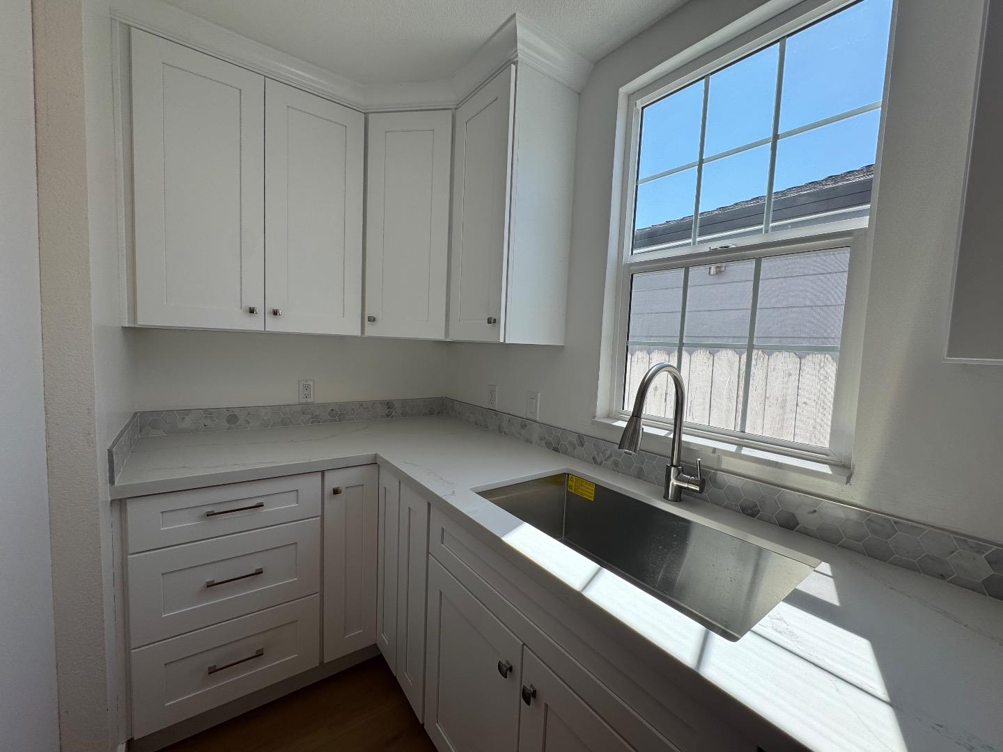 Detail Gallery Image 30 of 55 For 2112 Lincoln St, East Palo Alto,  CA 94303 - 2 Beds | 1 Baths