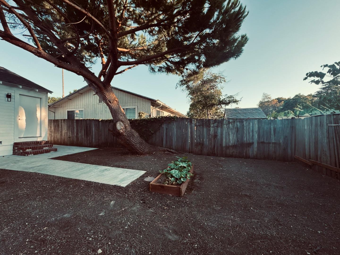 Detail Gallery Image 51 of 55 For 2112 Lincoln St, East Palo Alto,  CA 94303 - 2 Beds | 1 Baths