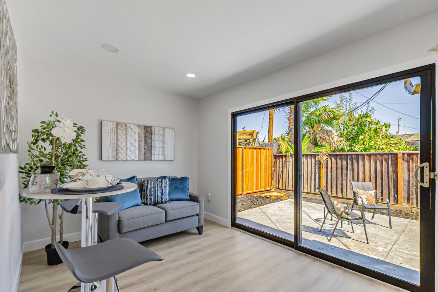 Detail Gallery Image 16 of 20 For 1944 S King Rd, San Jose,  CA 95122 - 4 Beds | 2 Baths