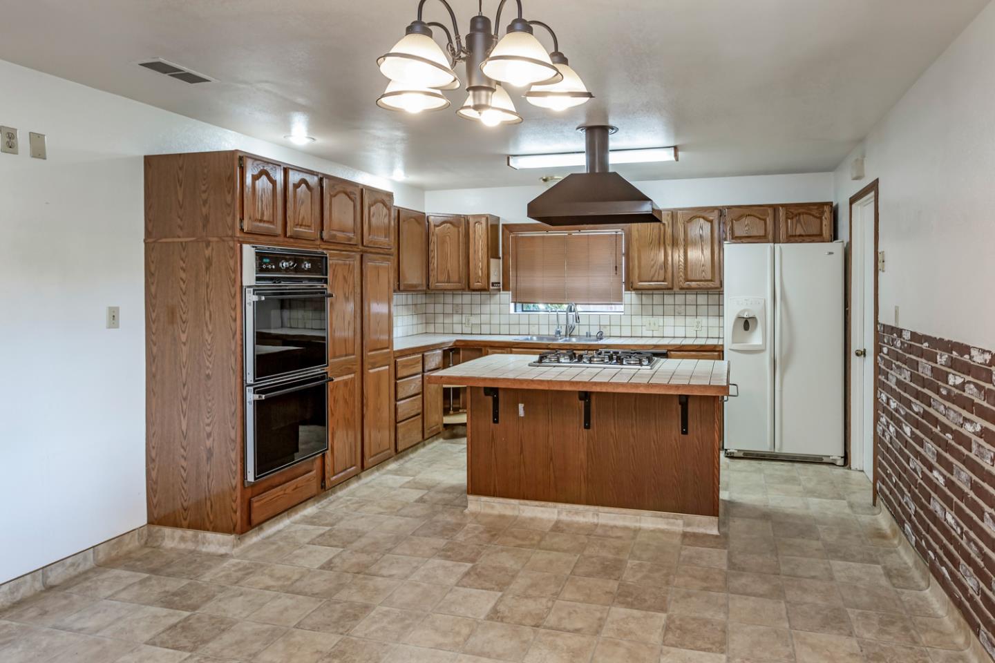 Detail Gallery Image 10 of 26 For 1629 Palo Santo Dr, Campbell,  CA 95008 - 3 Beds | 1/1 Baths