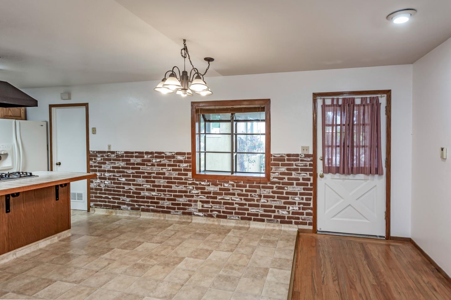 Detail Gallery Image 13 of 26 For 1629 Palo Santo Dr, Campbell,  CA 95008 - 3 Beds | 1/1 Baths