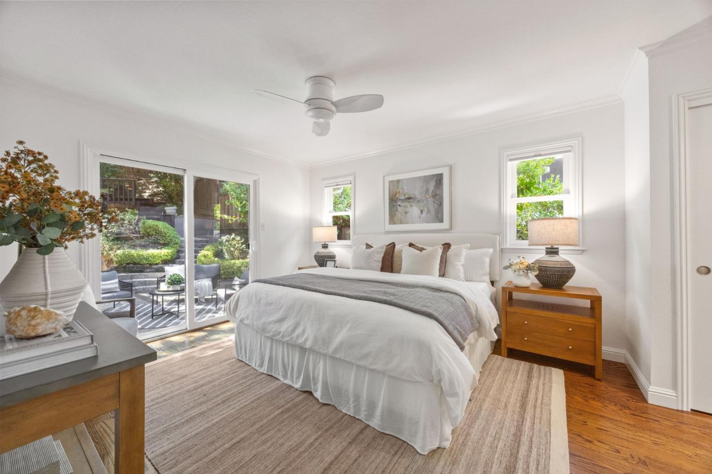 Detail Gallery Image 15 of 22 For 236 Windsor Dr, San Carlos,  CA 94070 - 3 Beds | 2 Baths