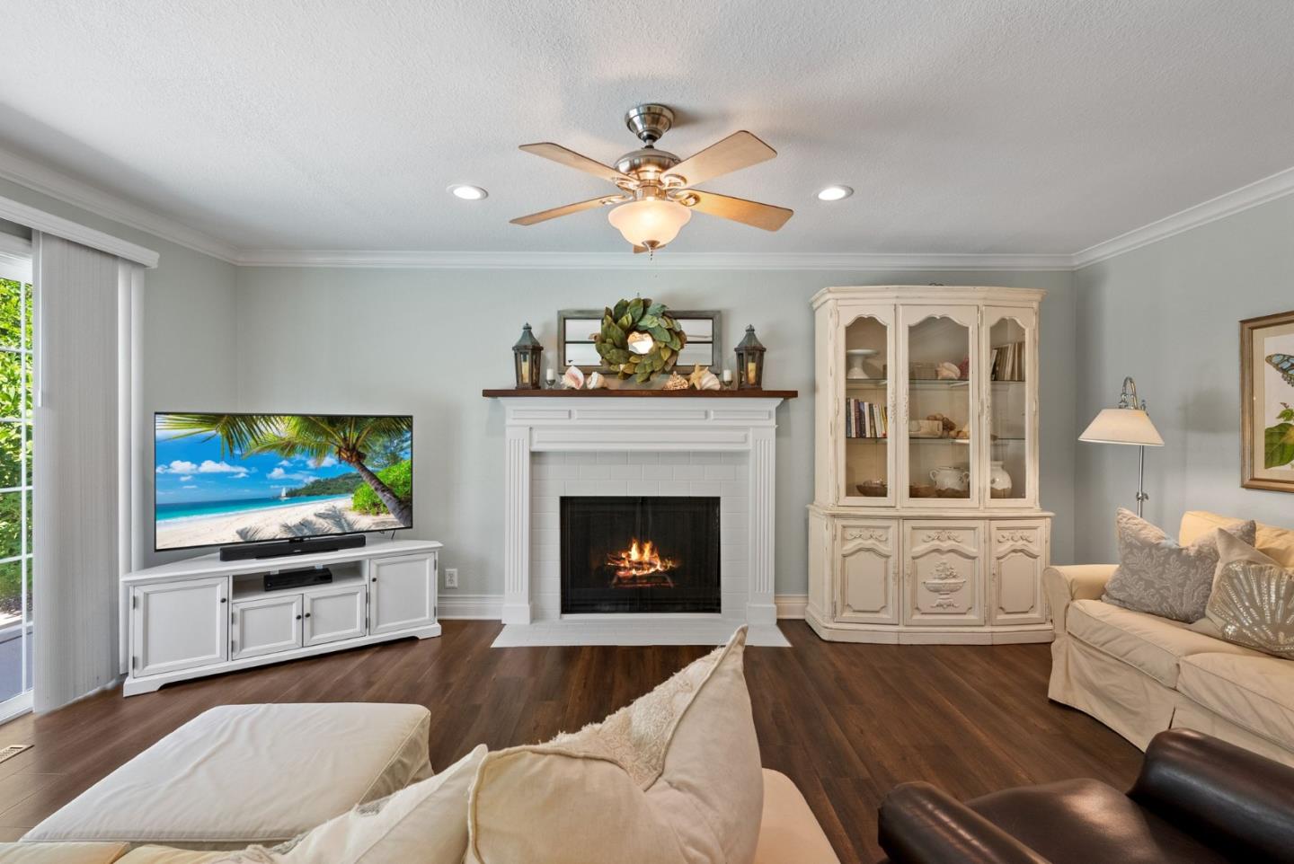 Detail Gallery Image 17 of 44 For 5465 Mesa Rd, Gilroy,  CA 95020 - 4 Beds | 2/1 Baths