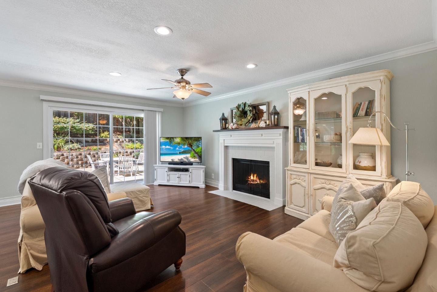 Detail Gallery Image 18 of 44 For 5465 Mesa Rd, Gilroy,  CA 95020 - 4 Beds | 2/1 Baths