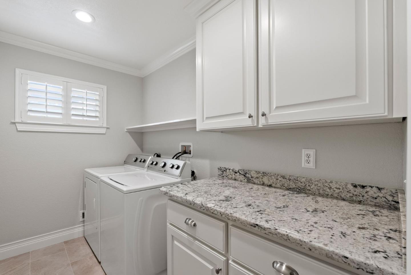 Detail Gallery Image 20 of 44 For 5465 Mesa Rd, Gilroy,  CA 95020 - 4 Beds | 2/1 Baths