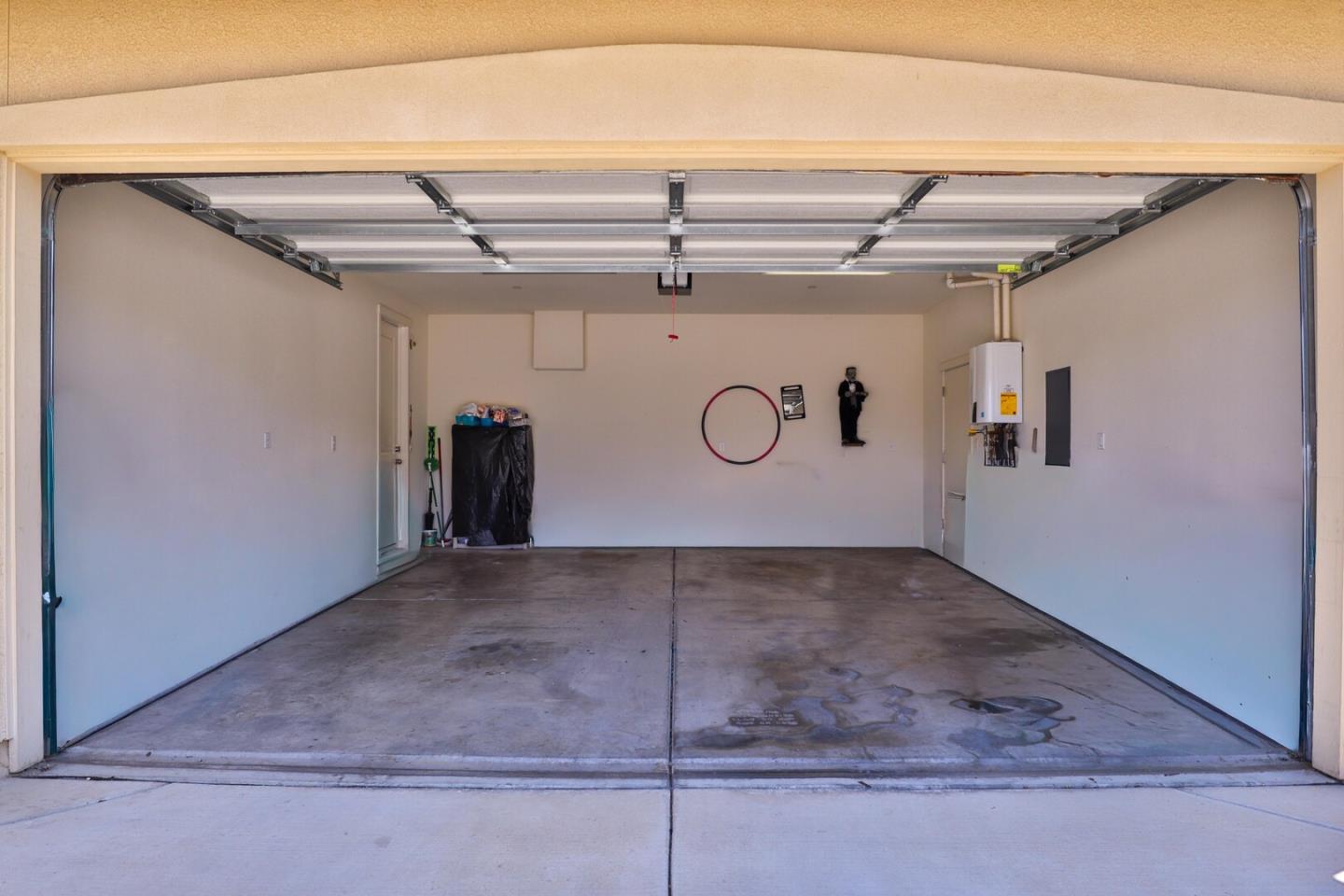 Detail Gallery Image 21 of 31 For 1549 Foxtail Ct, Hollister,  CA 95023 - 3 Beds | 2 Baths