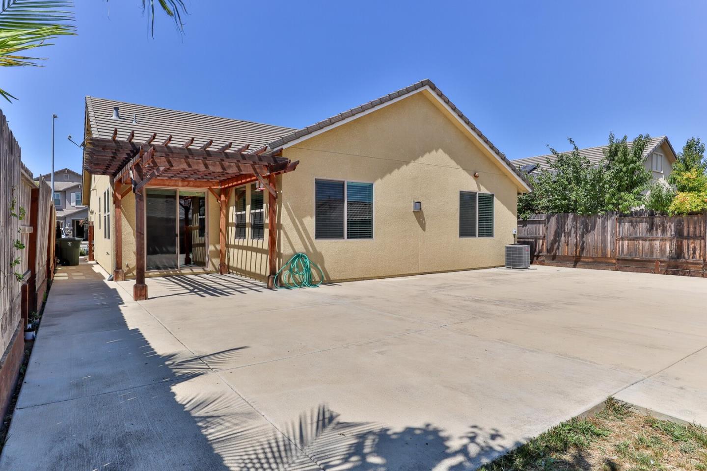 Detail Gallery Image 24 of 31 For 1549 Foxtail Ct, Hollister,  CA 95023 - 3 Beds | 2 Baths