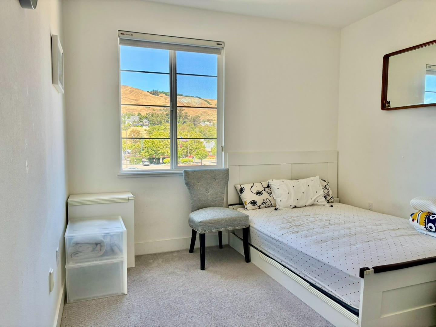 Detail Gallery Image 14 of 25 For 29464 Urbia Way, Hayward,  CA 94544 - 2 Beds | 2 Baths