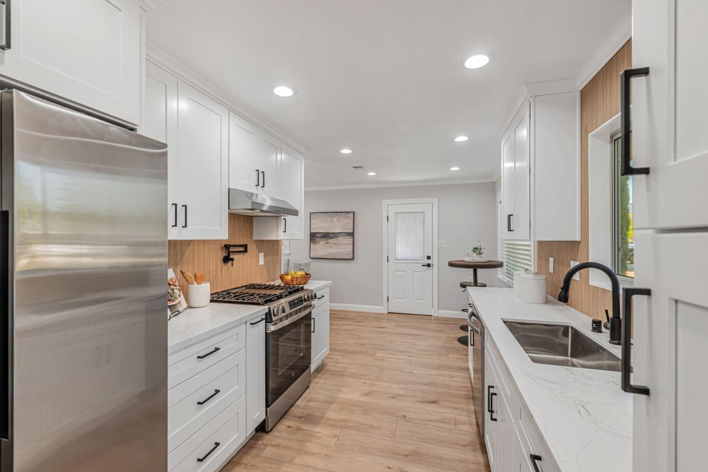 Detail Gallery Image 10 of 43 For 1178 Emerson Ave, Campbell,  CA 95008 - 4 Beds | 2 Baths