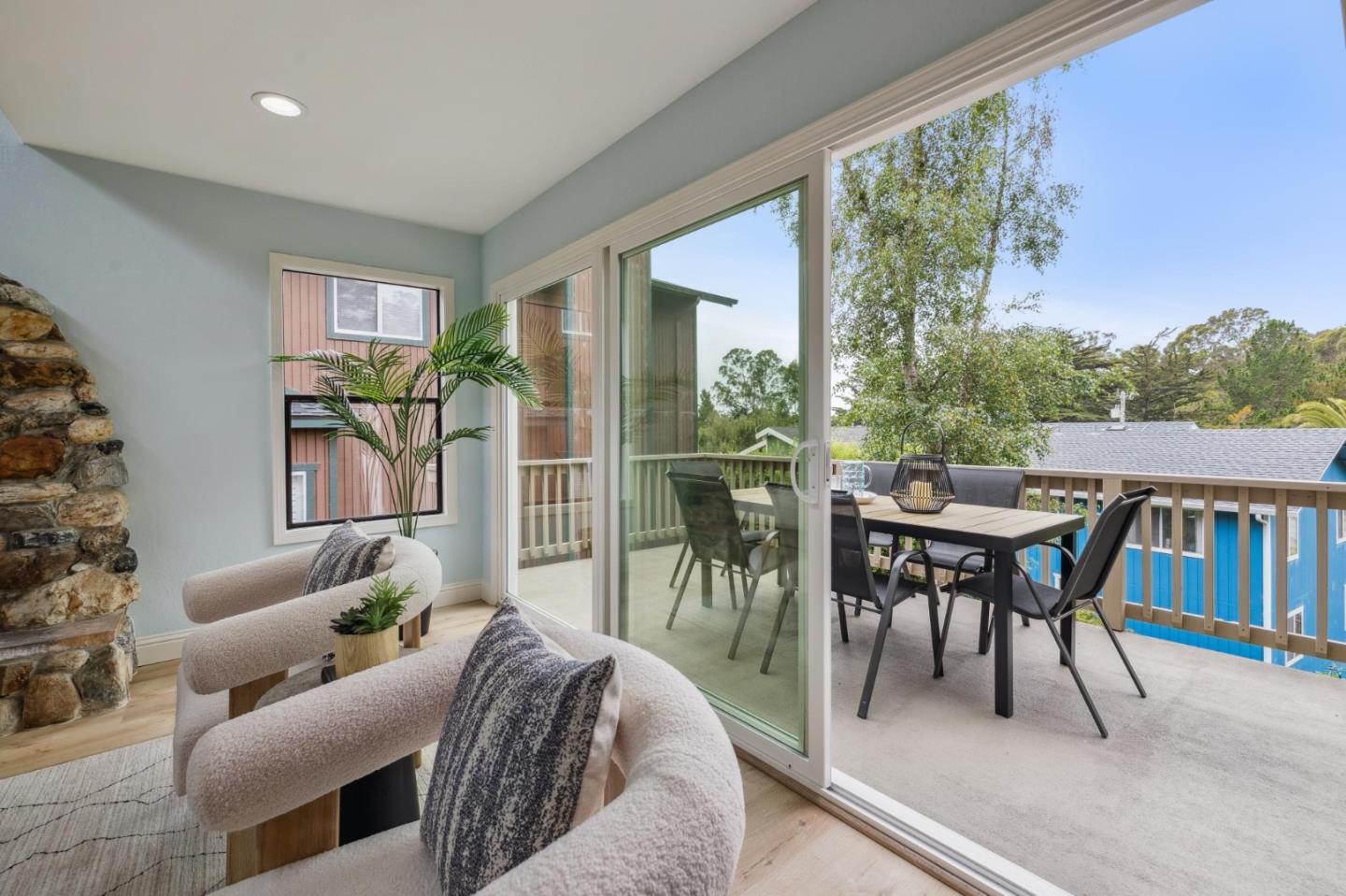 Detail Gallery Image 12 of 64 For 389 Avenue Granada, El Granada,  CA 94018 - 5 Beds | 3 Baths
