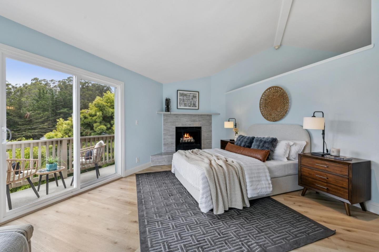 Detail Gallery Image 28 of 64 For 389 Avenue Granada, El Granada,  CA 94018 - 5 Beds | 3 Baths