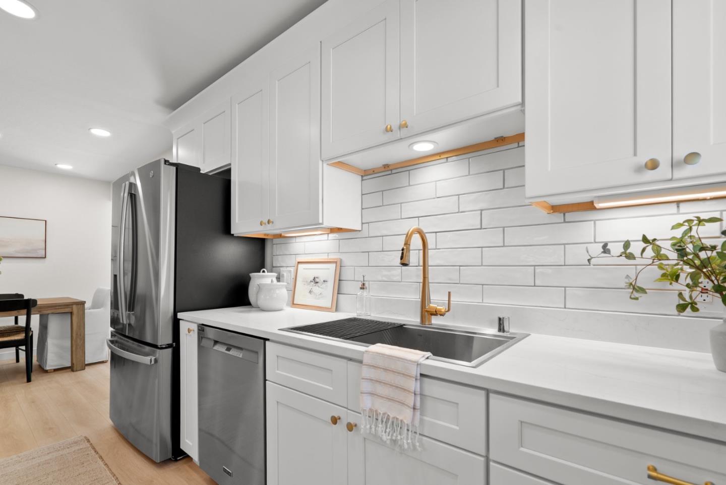 Detail Gallery Image 16 of 44 For 106 Wesley St, Capitola,  CA 95010 - 3 Beds | 2 Baths