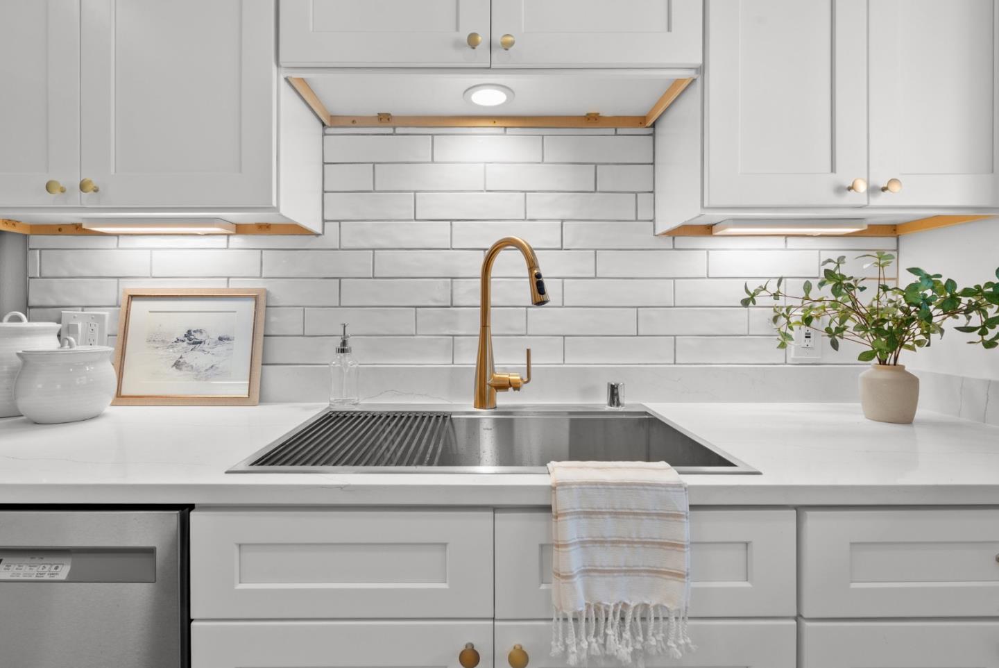 Detail Gallery Image 19 of 44 For 106 Wesley St, Capitola,  CA 95010 - 3 Beds | 2 Baths
