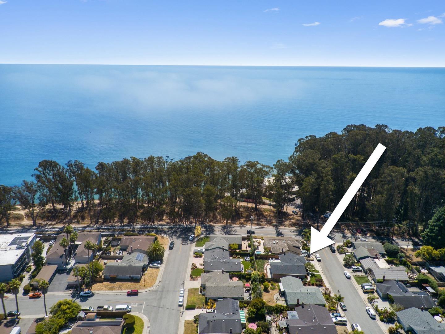 Detail Gallery Image 43 of 44 For 106 Wesley St, Capitola,  CA 95010 - 3 Beds | 2 Baths
