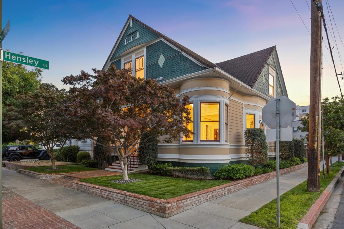 Detail Gallery Image 2 of 70 For 447 N 2nd St, San Jose,  CA 95112 - 4 Beds | 2 Baths