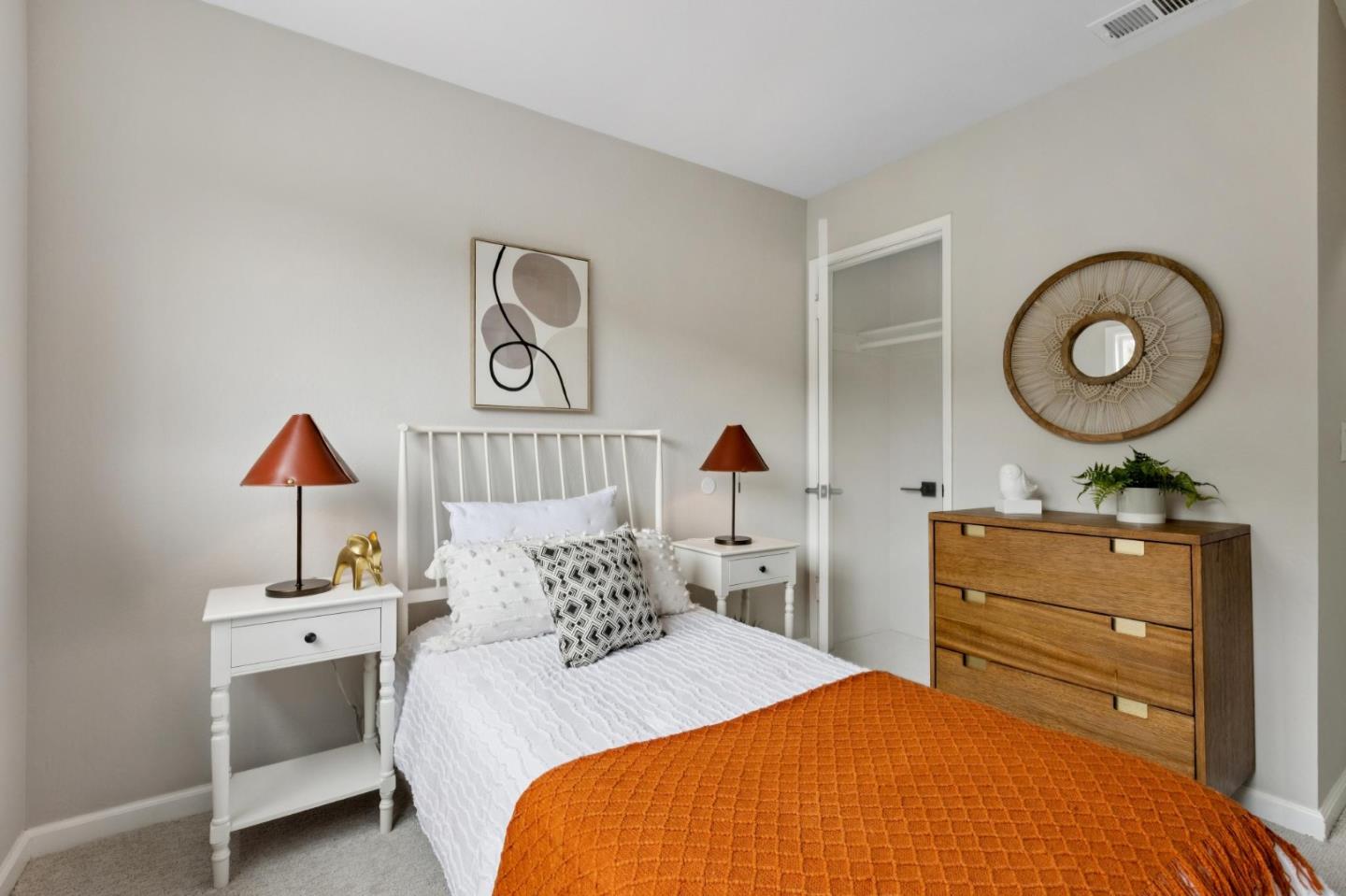 Detail Gallery Image 23 of 41 For 812 Burns Ct, Pacifica,  CA 94044 - 3 Beds | 2 Baths