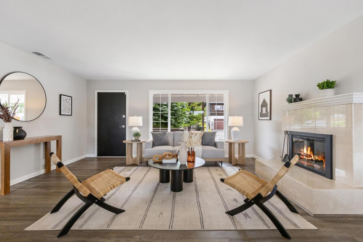 Detail Gallery Image 7 of 41 For 812 Burns Ct, Pacifica,  CA 94044 - 3 Beds | 2 Baths