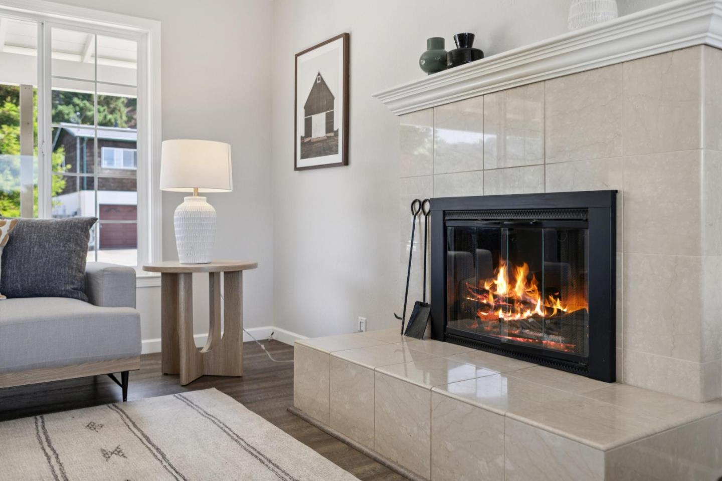 Detail Gallery Image 8 of 41 For 812 Burns Ct, Pacifica,  CA 94044 - 3 Beds | 2 Baths