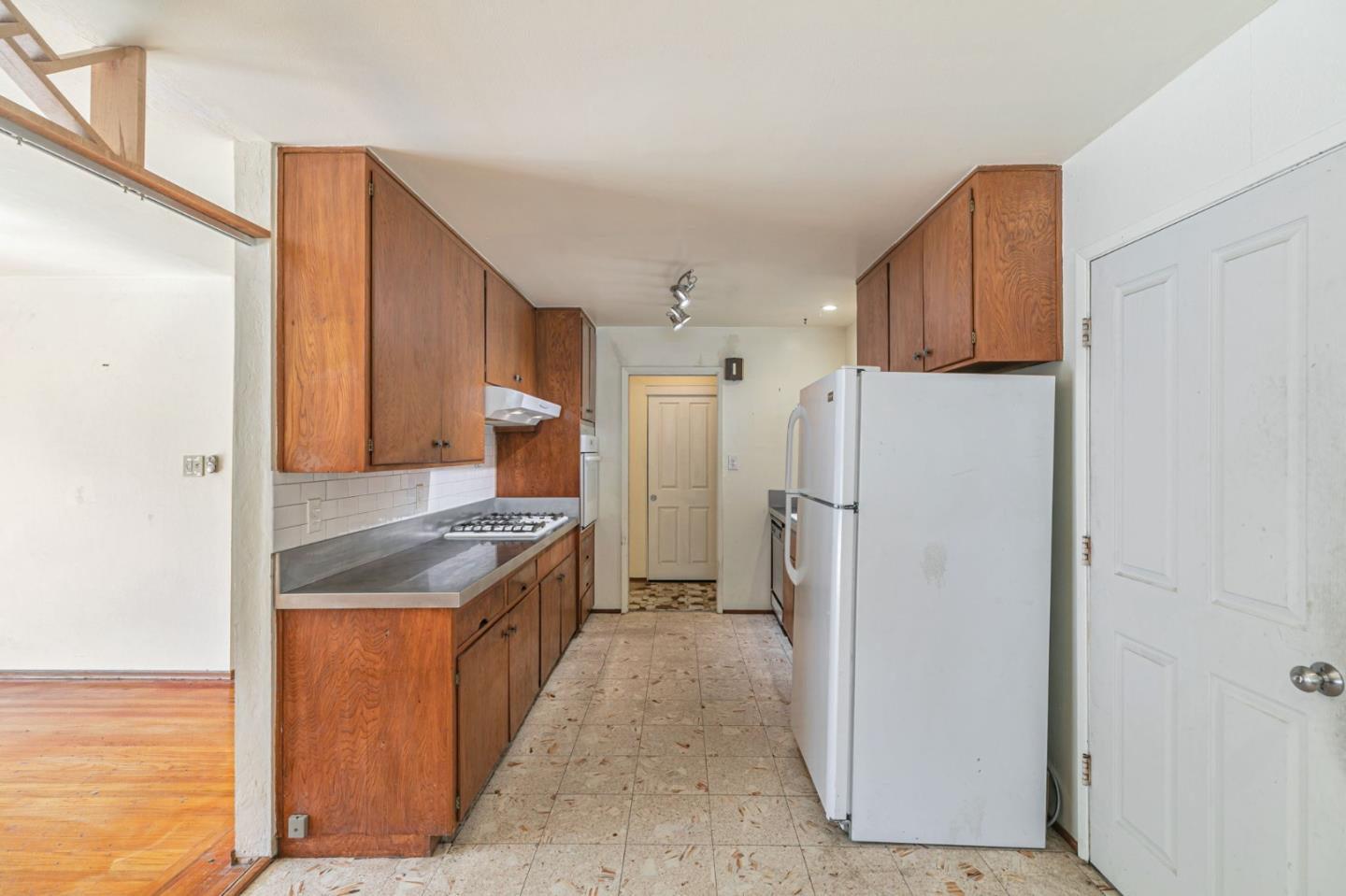 Detail Gallery Image 12 of 55 For 3816 Baldwin Dr, Santa Clara,  CA 95051 - 4 Beds | 2 Baths