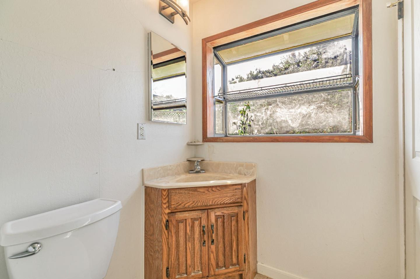 Detail Gallery Image 27 of 55 For 3816 Baldwin Dr, Santa Clara,  CA 95051 - 4 Beds | 2 Baths