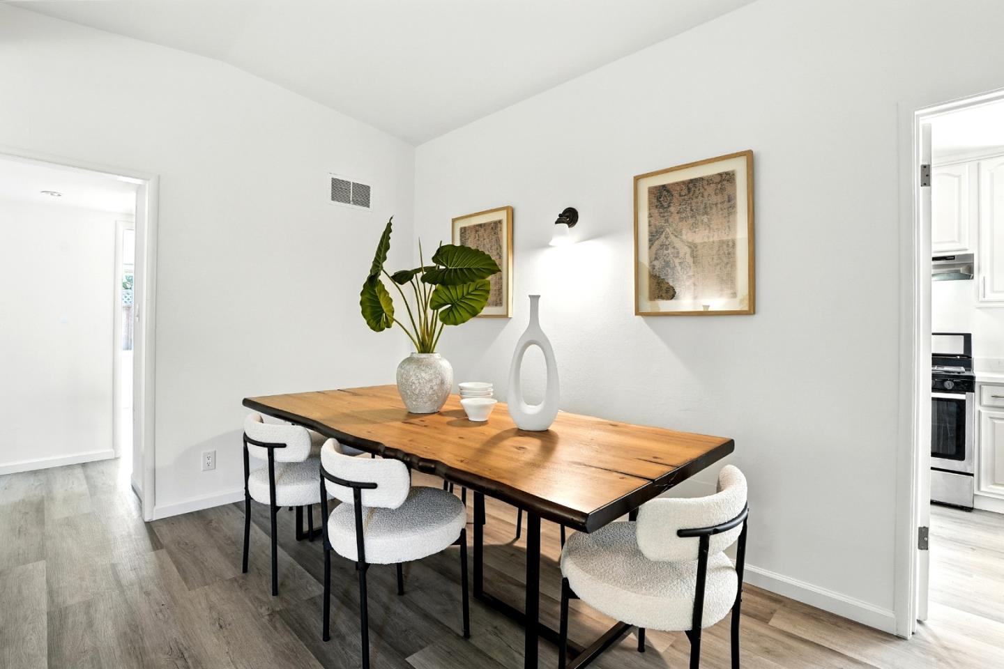 Detail Gallery Image 10 of 36 For 2462 Fordham St, East Palo Alto,  CA 94303 - 3 Beds | 1 Baths