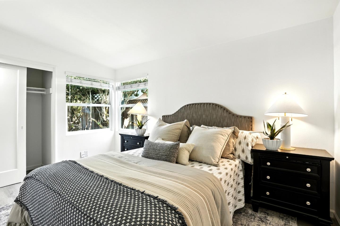 Detail Gallery Image 25 of 36 For 2462 Fordham St, East Palo Alto,  CA 94303 - 3 Beds | 1 Baths