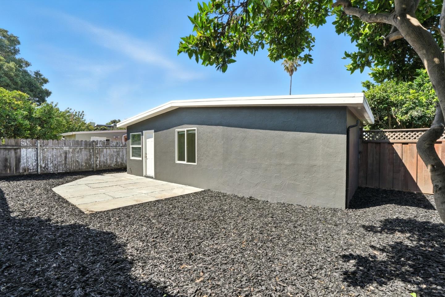 Detail Gallery Image 34 of 36 For 2462 Fordham St, East Palo Alto,  CA 94303 - 3 Beds | 1 Baths