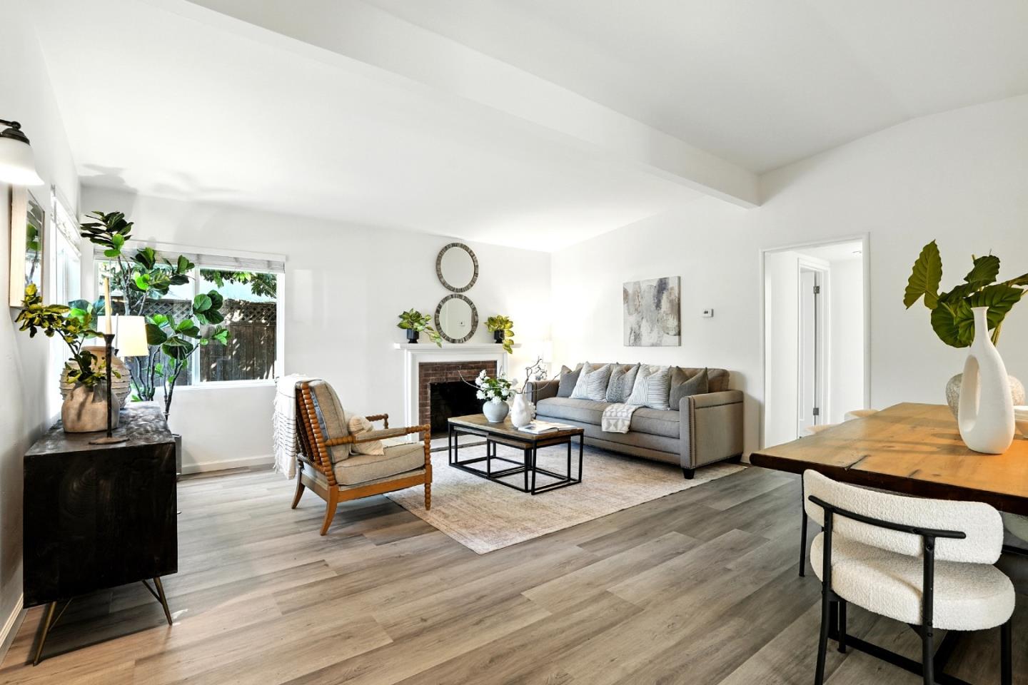Detail Gallery Image 8 of 36 For 2462 Fordham St, East Palo Alto,  CA 94303 - 3 Beds | 1 Baths