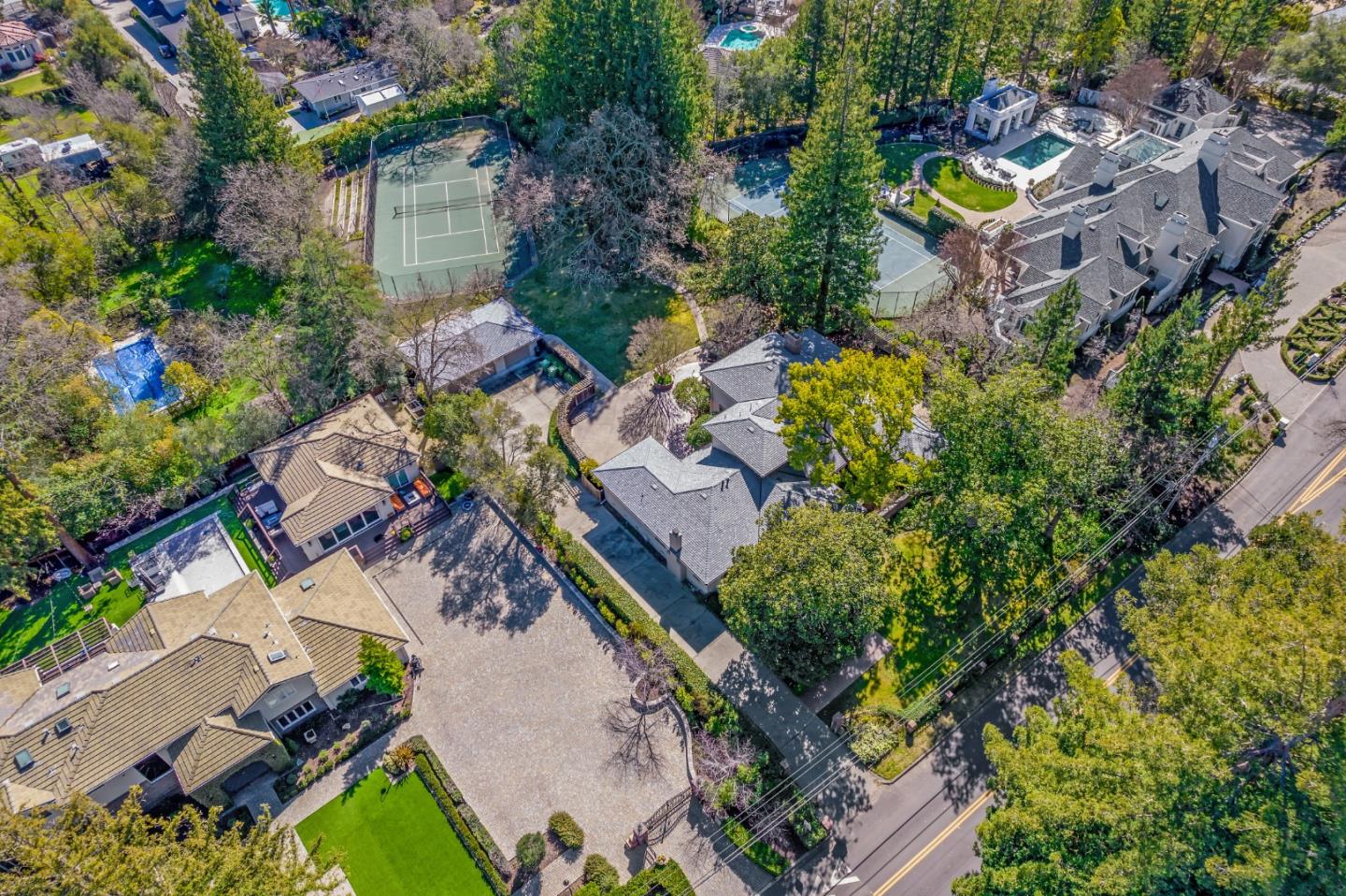 Detail Gallery Image 44 of 52 For 16000 Greenwood Rd, Monte Sereno,  CA 95030 - 5 Beds | 3/1 Baths