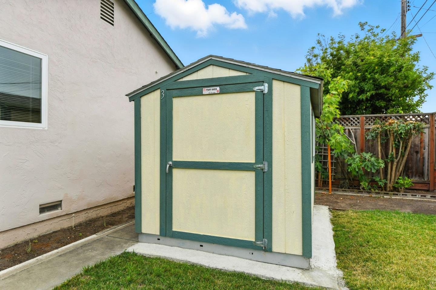 Detail Gallery Image 29 of 32 For 2170 Stebbins Ave, Santa Clara,  CA 95051 - 3 Beds | 2 Baths