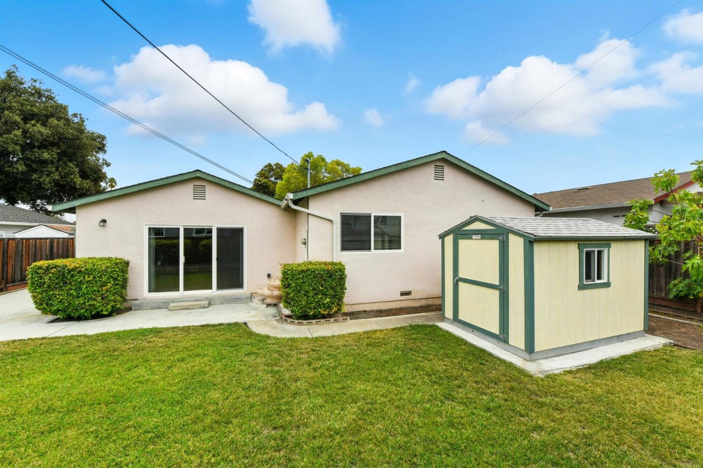 Detail Gallery Image 31 of 32 For 2170 Stebbins Ave, Santa Clara,  CA 95051 - 3 Beds | 2 Baths