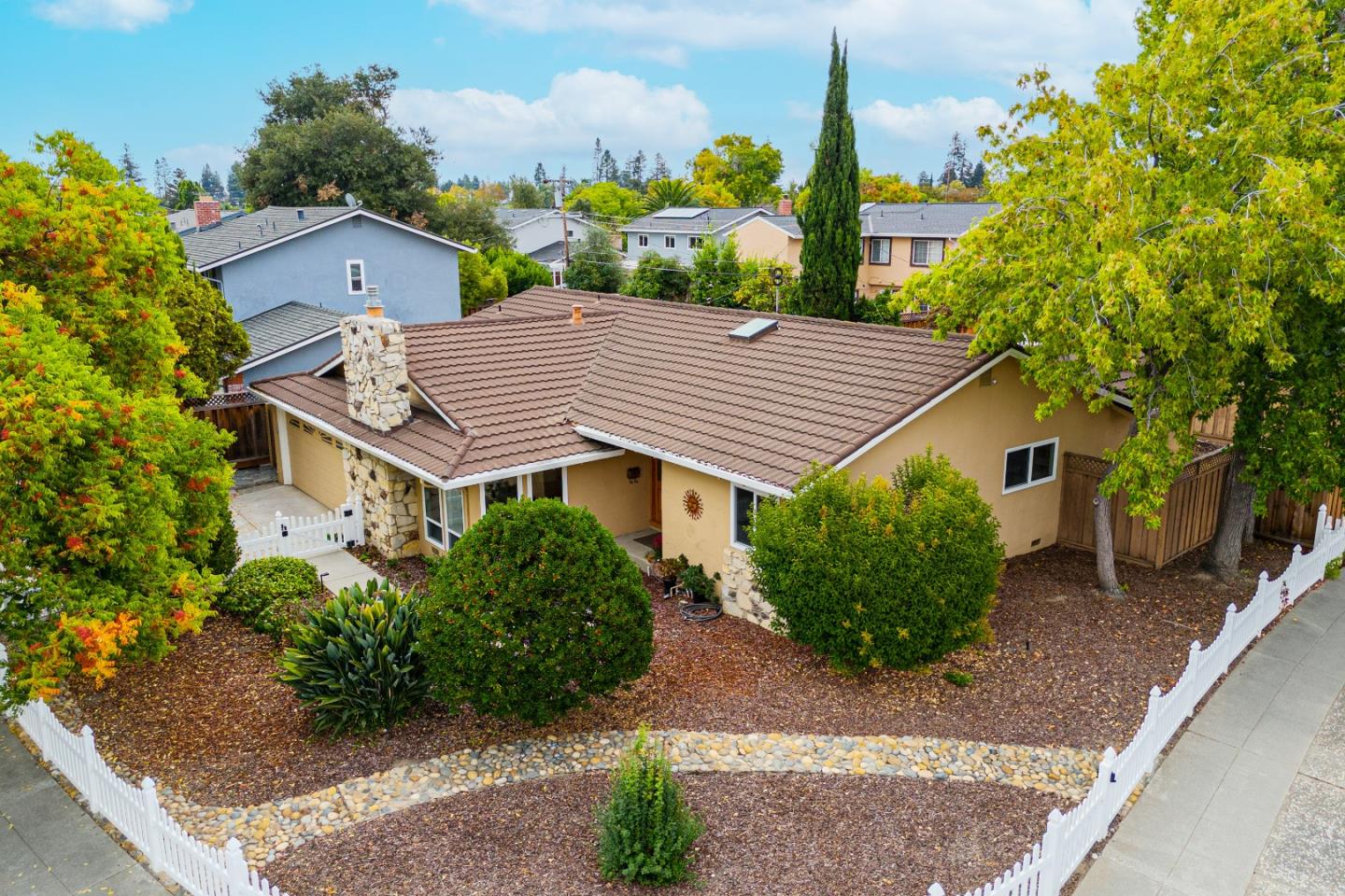 Detail Gallery Image 1 of 51 For 4640 Venice Way, San Jose,  CA 95129 - 4 Beds | 3 Baths
