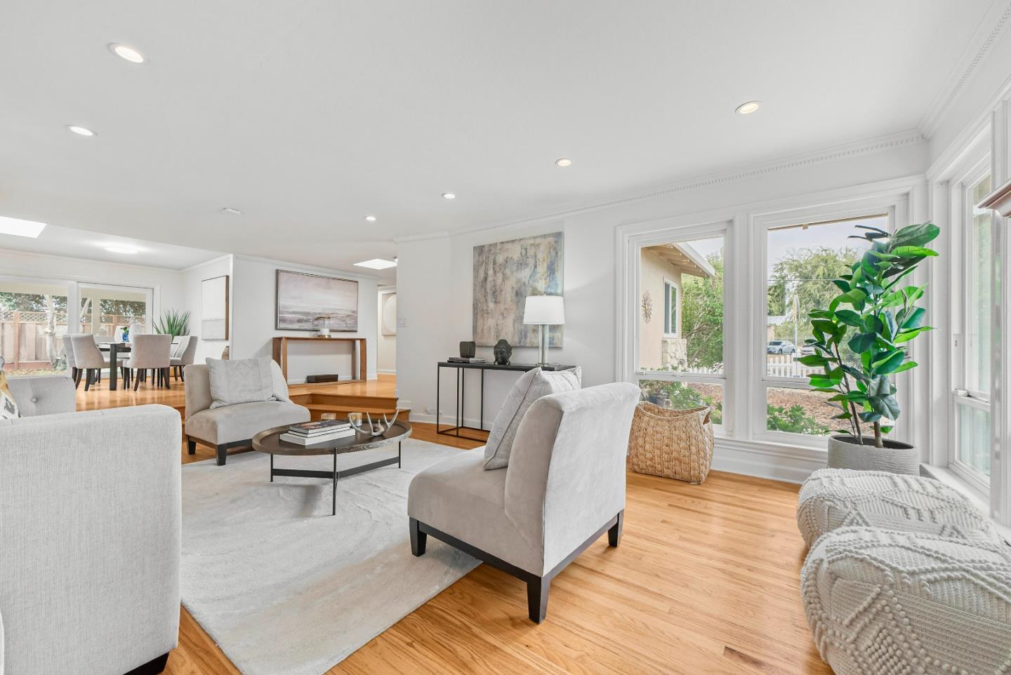 Detail Gallery Image 9 of 51 For 4640 Venice Way, San Jose,  CA 95129 - 4 Beds | 3 Baths