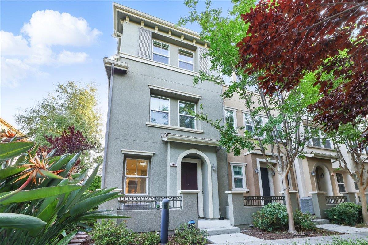 Detail Gallery Image 39 of 56 For 1581 Shore Pl #1,  Santa Clara,  CA 95054 - 4 Beds | 4 Baths