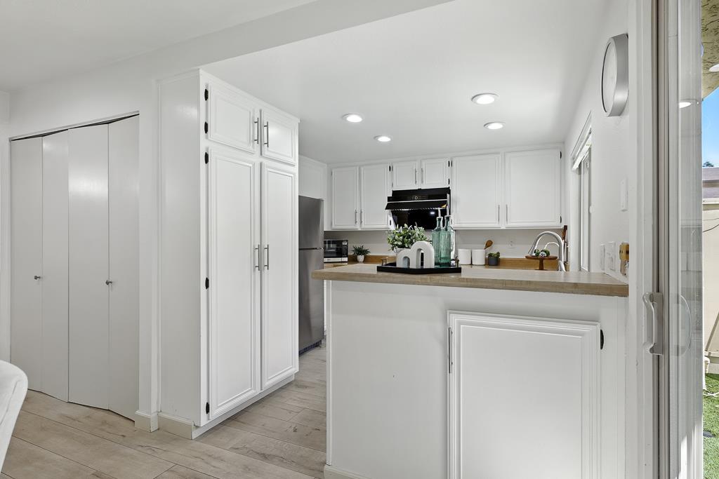 Detail Gallery Image 21 of 63 For 3133 Loma Verde Dr #39,  San Jose,  CA 95117 - 3 Beds | 2/1 Baths