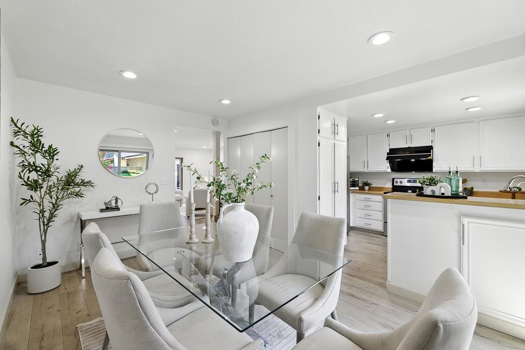 Detail Gallery Image 26 of 63 For 3133 Loma Verde Dr #39,  San Jose,  CA 95117 - 3 Beds | 2/1 Baths