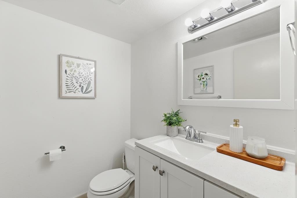 Detail Gallery Image 29 of 63 For 3133 Loma Verde Dr #39,  San Jose,  CA 95117 - 3 Beds | 2/1 Baths