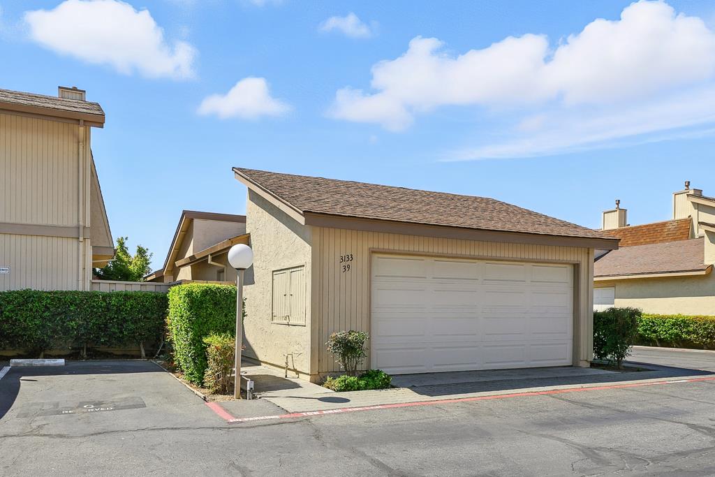 Detail Gallery Image 3 of 63 For 3133 Loma Verde Dr #39,  San Jose,  CA 95117 - 3 Beds | 2/1 Baths