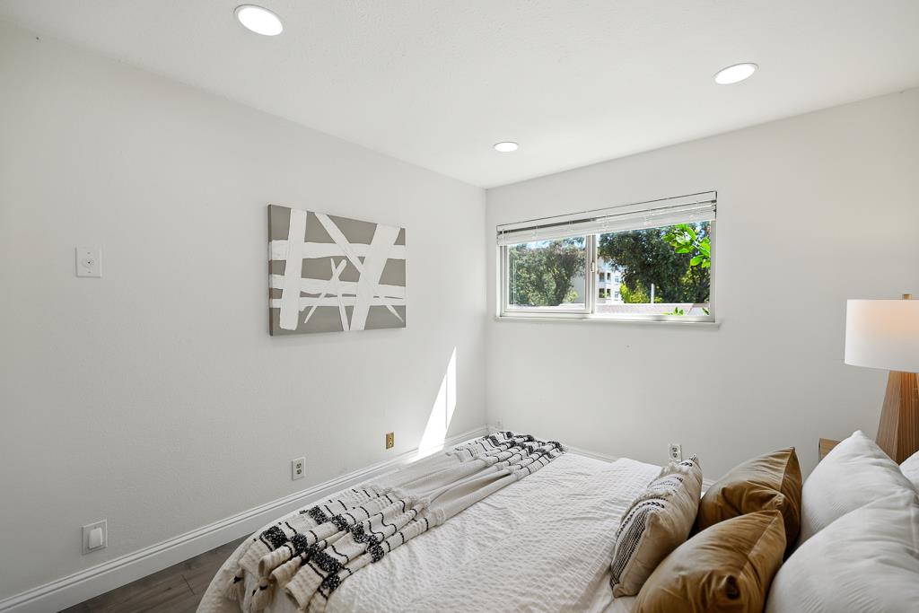Detail Gallery Image 45 of 63 For 3133 Loma Verde Dr #39,  San Jose,  CA 95117 - 3 Beds | 2/1 Baths