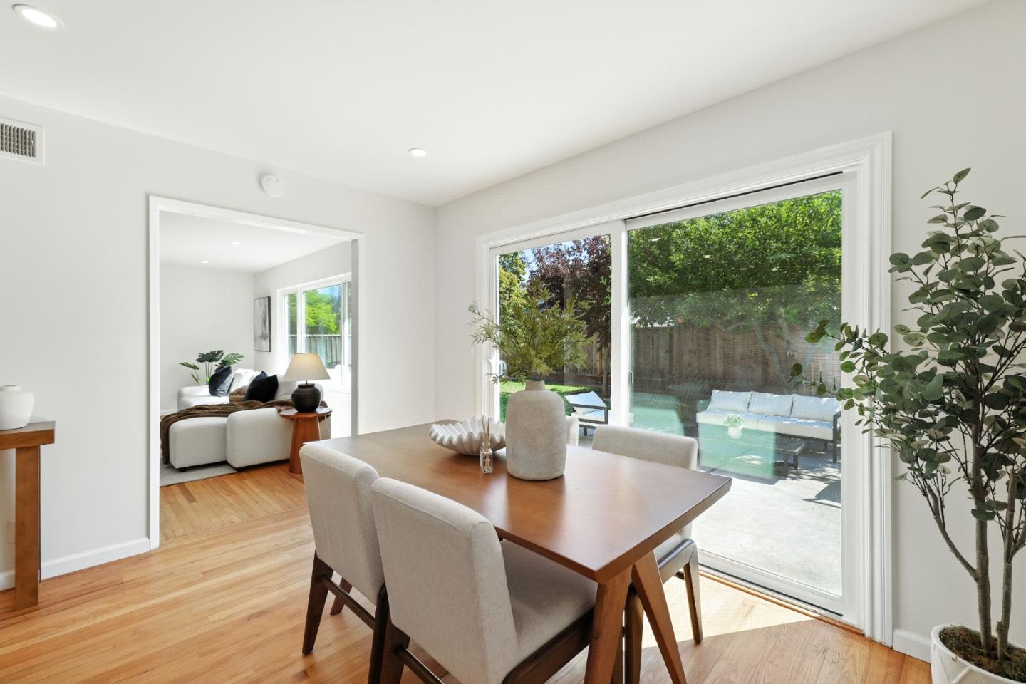Detail Gallery Image 18 of 57 For 5474 Blossom Wood Dr, San Jose,  CA 95124 - 3 Beds | 2 Baths