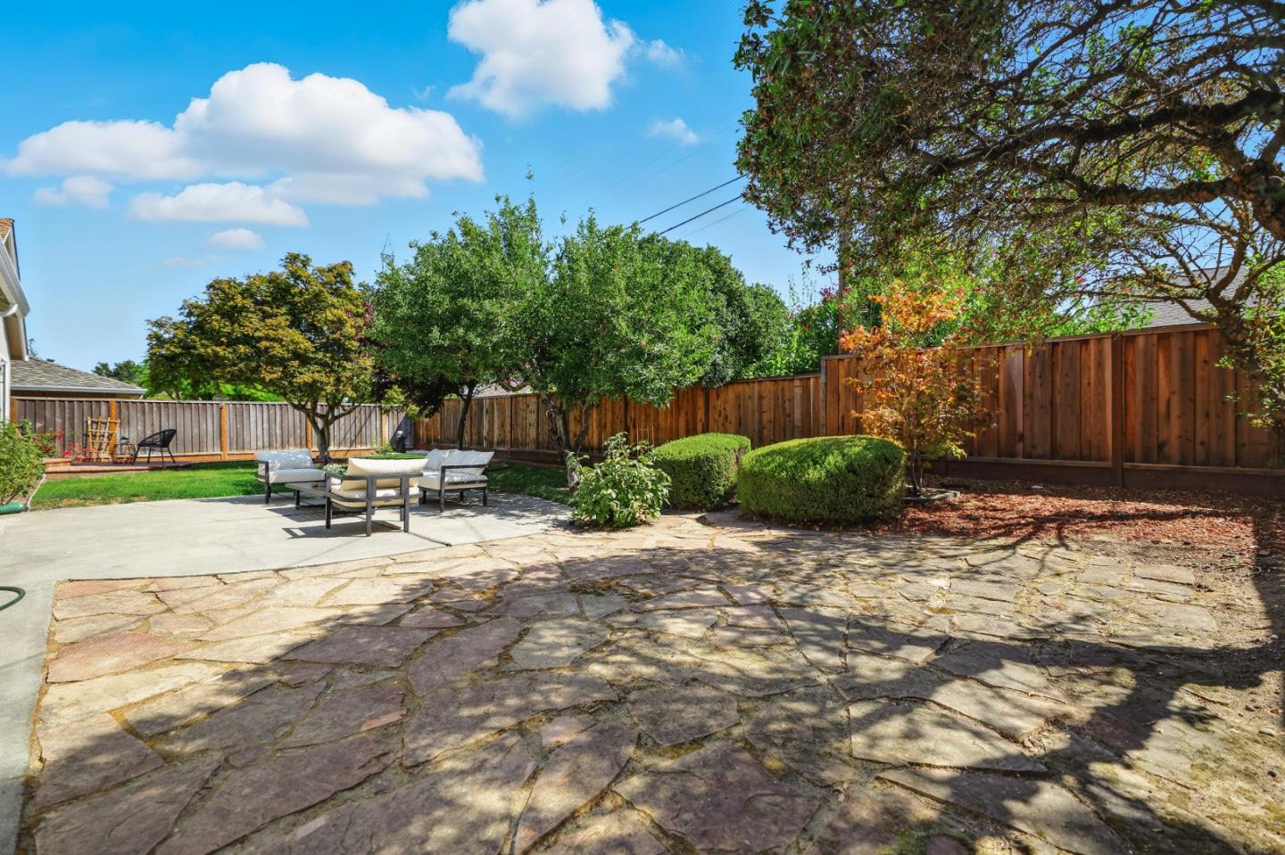 Detail Gallery Image 43 of 57 For 5474 Blossom Wood Dr, San Jose,  CA 95124 - 3 Beds | 2 Baths
