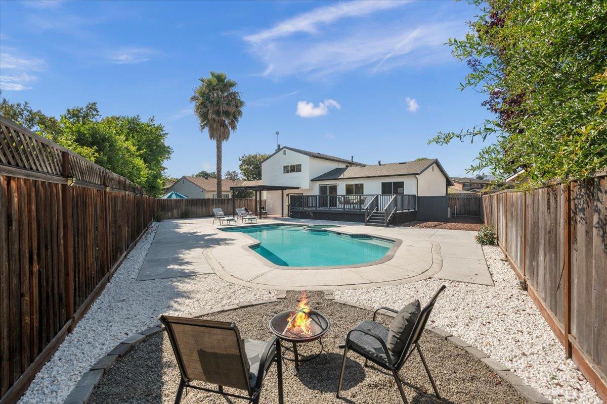 Detail Gallery Image 32 of 41 For 673 Tarrytown Ct, San Jose,  CA 95136 - 3 Beds | 2/1 Baths