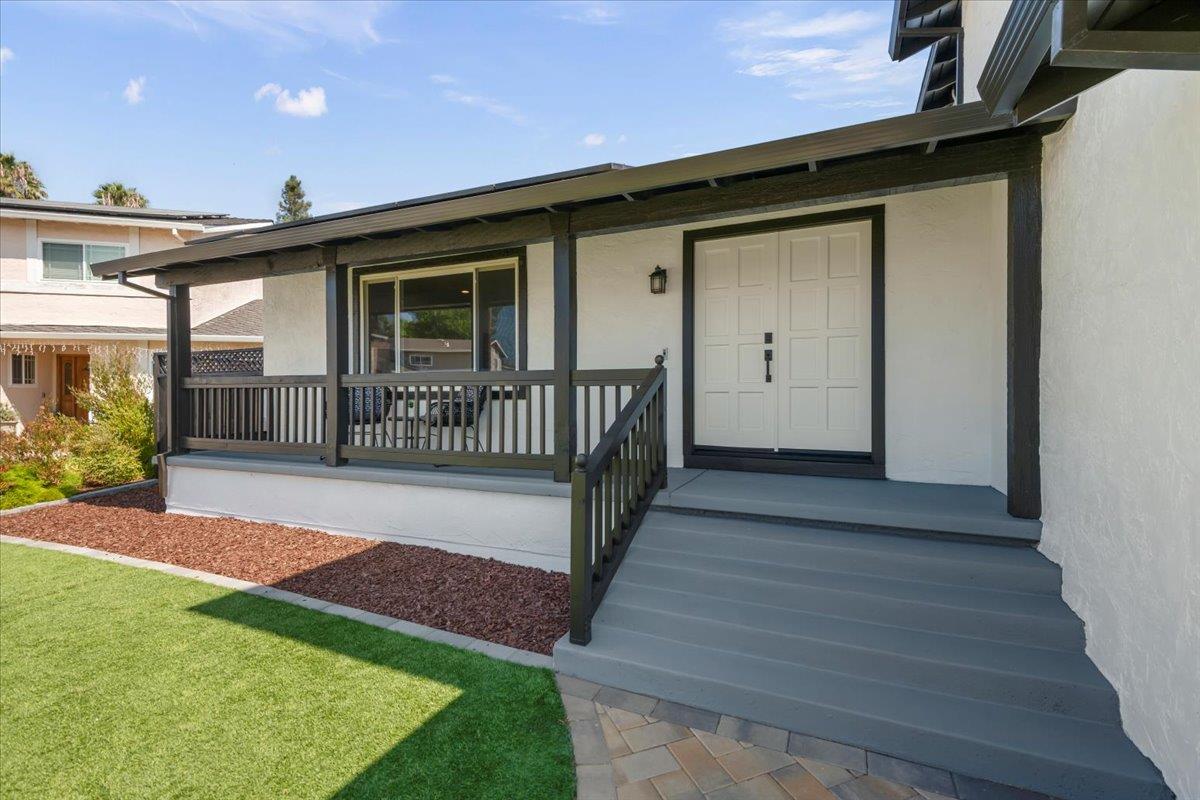 Detail Gallery Image 4 of 41 For 673 Tarrytown Ct, San Jose,  CA 95136 - 3 Beds | 2/1 Baths