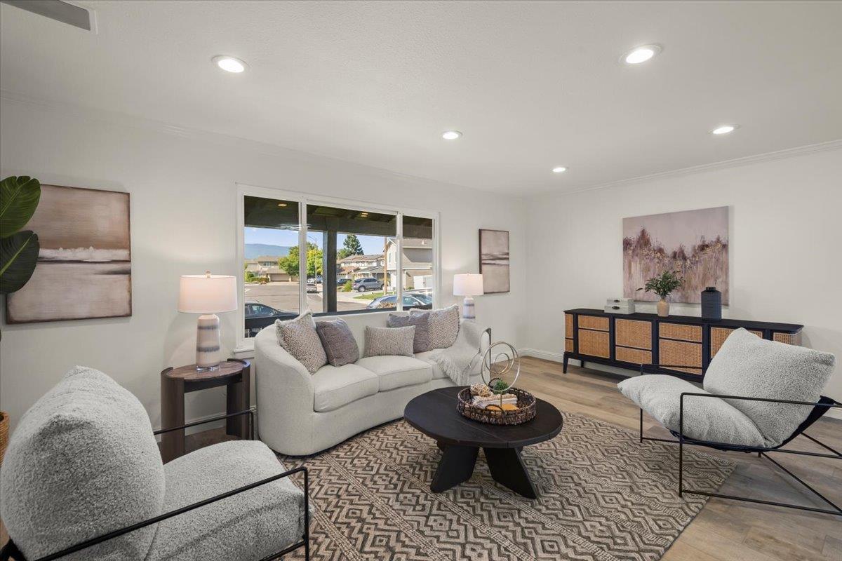 Detail Gallery Image 6 of 41 For 673 Tarrytown Ct, San Jose,  CA 95136 - 3 Beds | 2/1 Baths