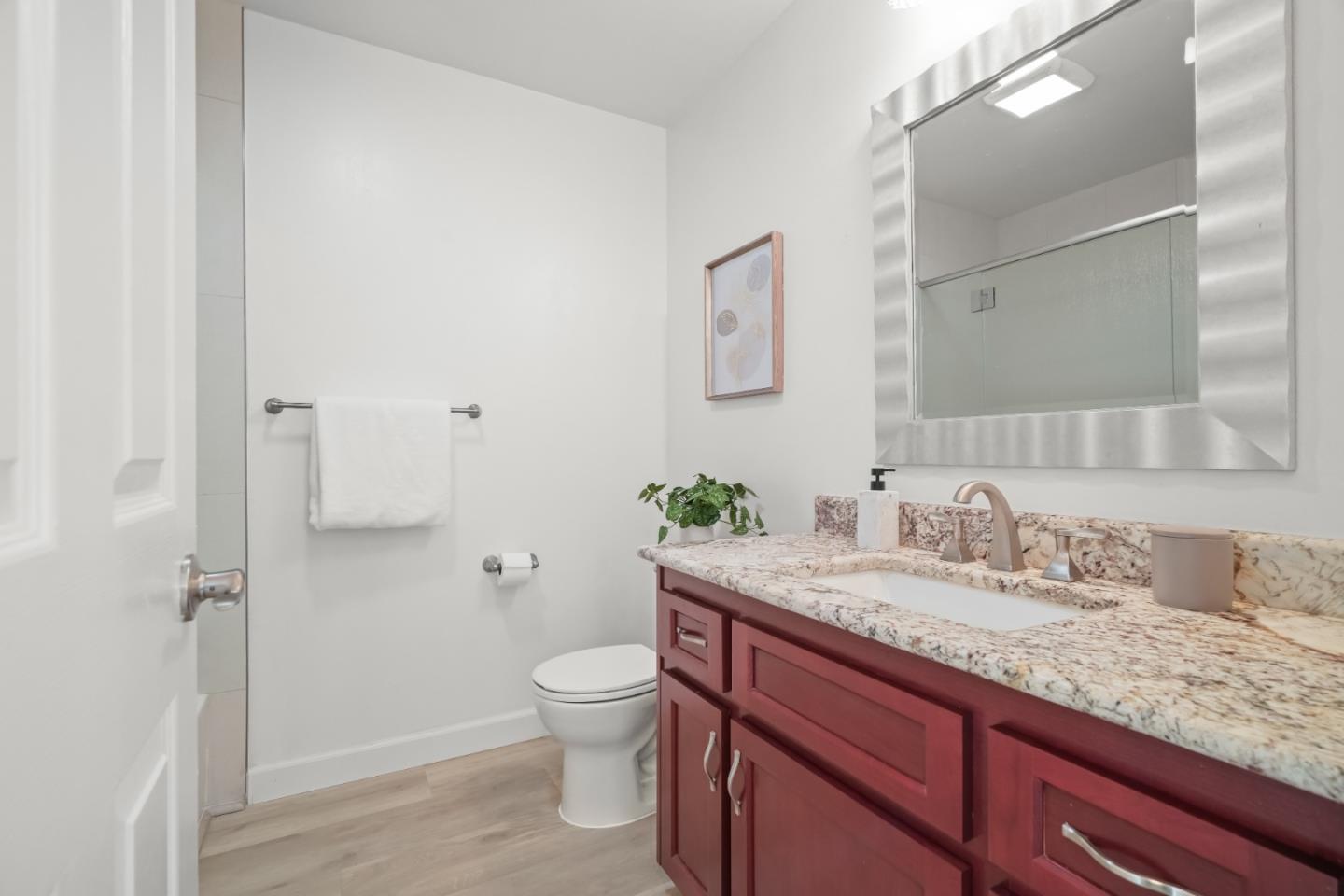 Detail Gallery Image 11 of 22 For 505 Cypress Point Dr #186,  Mountain View,  CA 94043 - 2 Beds | 2 Baths