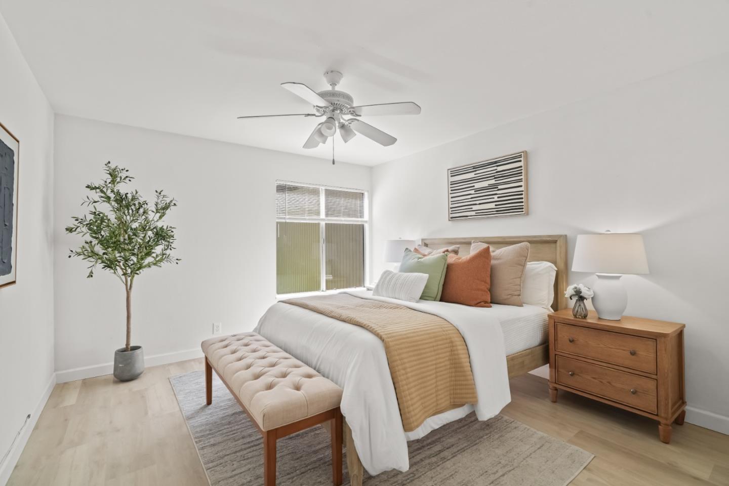 Detail Gallery Image 12 of 22 For 505 Cypress Point Dr #186,  Mountain View,  CA 94043 - 2 Beds | 2 Baths