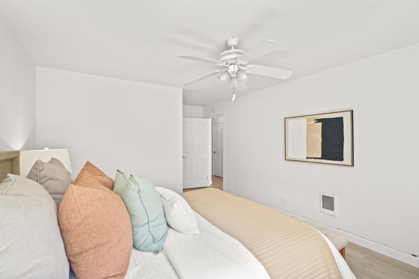 Detail Gallery Image 13 of 22 For 505 Cypress Point Dr #186,  Mountain View,  CA 94043 - 2 Beds | 2 Baths