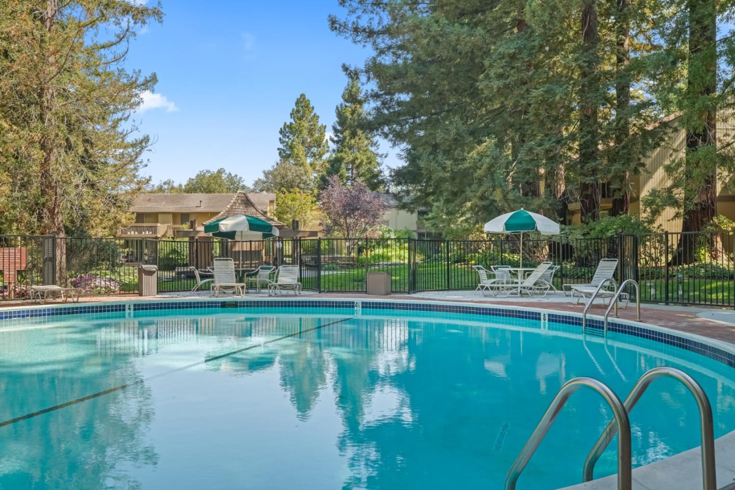 Detail Gallery Image 17 of 22 For 505 Cypress Point Dr #186,  Mountain View,  CA 94043 - 2 Beds | 2 Baths